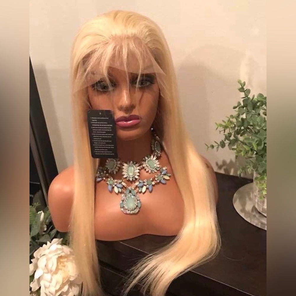 24 inches 13x4 Transparent Lace Frontal Wigs!